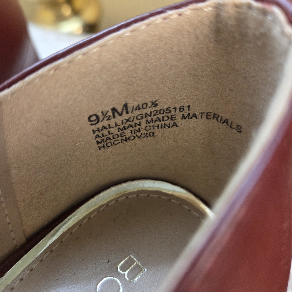 BCBGeneration Elegant Dark Red Burgendy Women's 4inch Heels Sz 9.5 NWOT - Picture 4 of 7